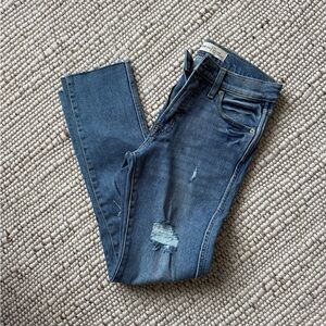 GAP Women's Classic Blue Skinny Jeans